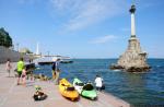 Каяки на набережной Севастополя