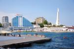 Каяки на набережной Севастополя
